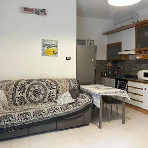 In Centro Genova